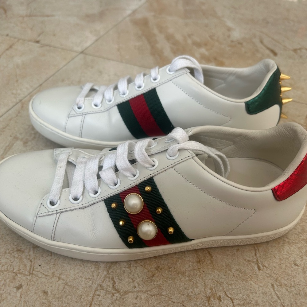 Gucci Ace Studded Pearl (Women’s) SIZE 35 1/2 - Picture 4 of 5